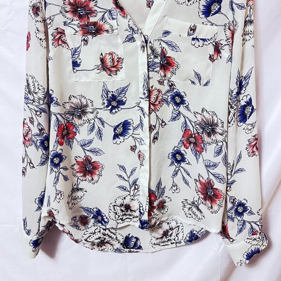 Candie's Floral Print, Roll Sleeve, Button Down Blouse - Extra Small - Picture 11 of 12